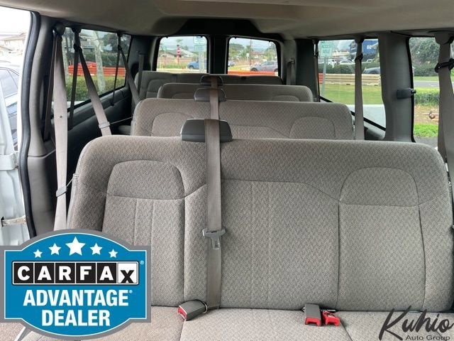 2017 Chevrolet Express Passenger 3500 LT