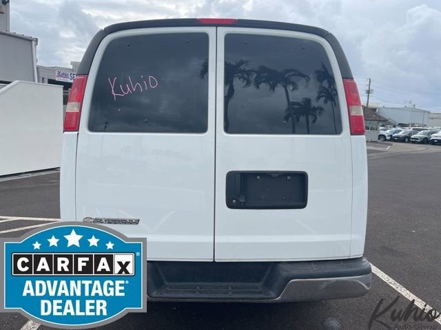 2017 Chevrolet Express Passenger 3500 LT