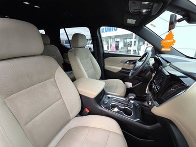 2022 Chevrolet Traverse LS