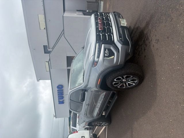 2023 GMC Canyon AT4
