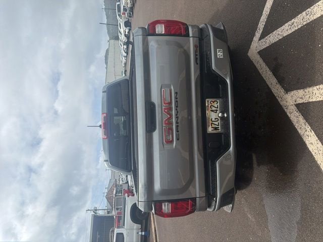 2023 GMC Canyon AT4
