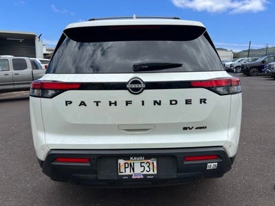 2024 Nissan Pathfinder SV